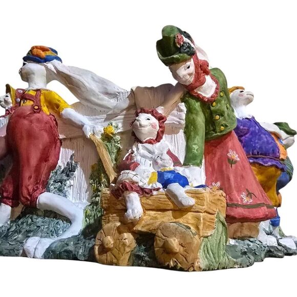 Vintage Dept 56 Easter Bunny Rabbit Parade Centerpiece Whimsical Basket Decor - Picture 9 of 9